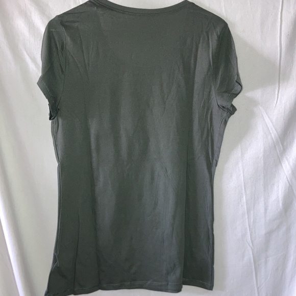 NWT NO BOUNDARIES CREW NECK TEE - Picture 4 of 5